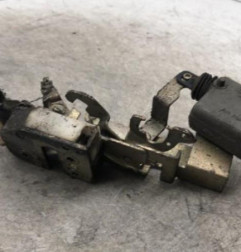 Serrure de porte laterale droite RENAULT TRAFIC 1