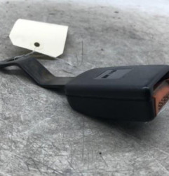 Attache ceinture avant gauche MERCEDES VITO 638 Photo n°1