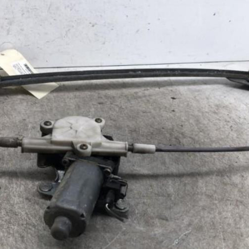 Leve vitre electrique avant gauche MERCEDES VITO 638