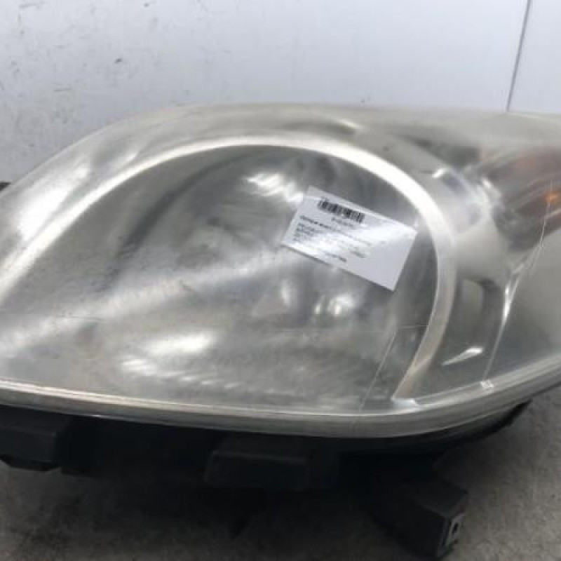 Optique avant principal gauche (feux)(phare) PEUGEOT BIPPER