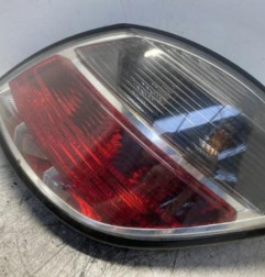 Feu arriere principal droit (feux) OPEL ASTRA H Photo n°3