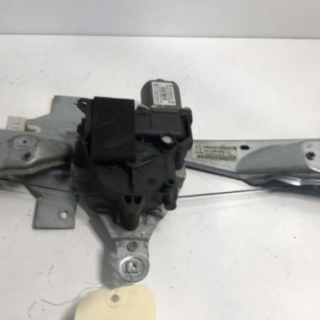 Leve vitre electrique arriere gauche PEUGEOT 308 1 SW Photo n°1