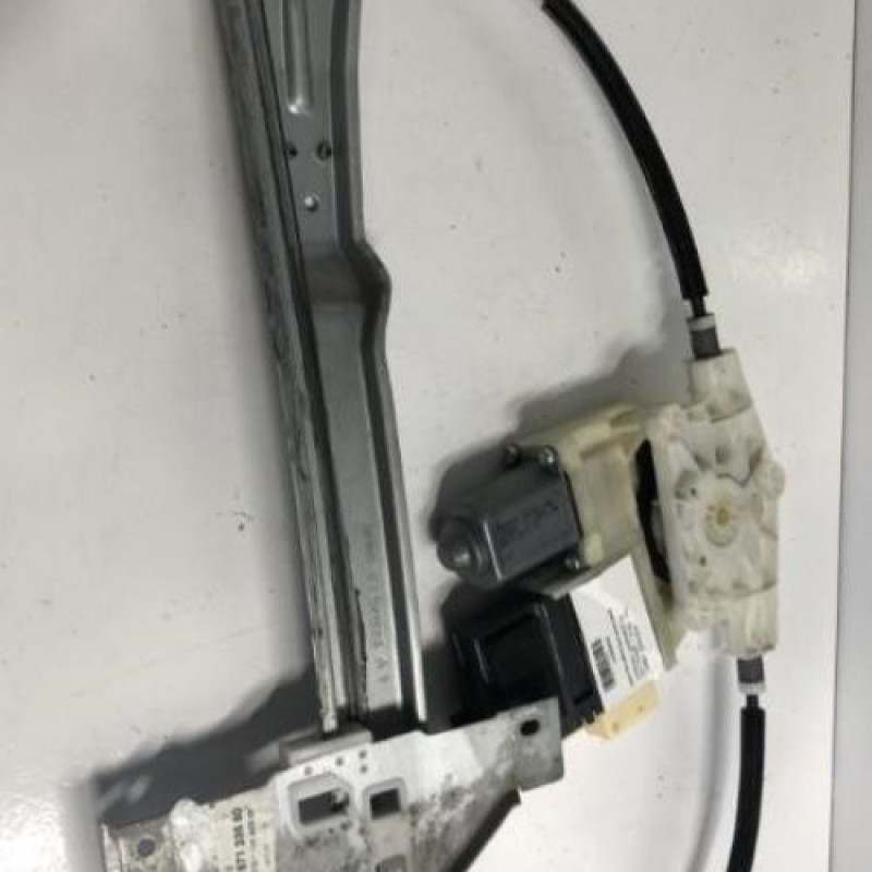 Leve vitre electrique avant droit CITROEN C4 1