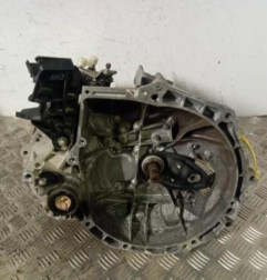 Boite de vitesses PEUGEOT 208 1 Photo n°1