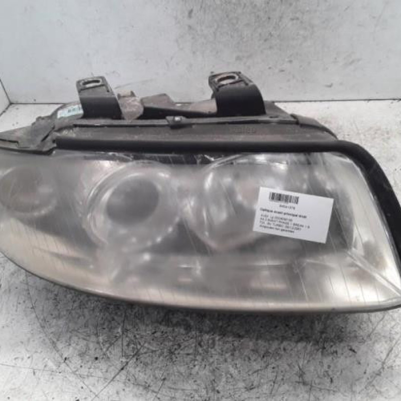 Optique avant principal droit (feux)(phare) AUDI A4 2