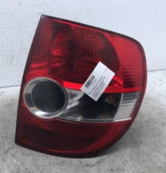 Feu arriere principal droit (feux) VOLKSWAGEN FOX Photo n°1