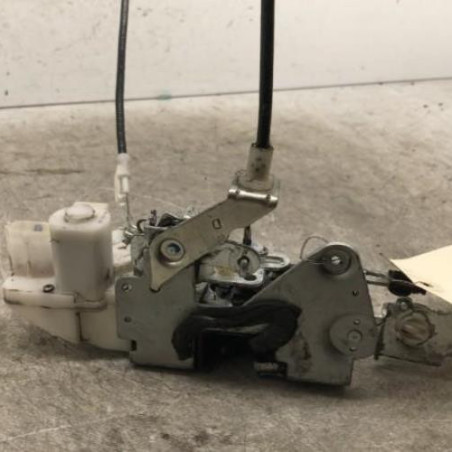 Serrure avant droit VOLKSWAGEN FOX