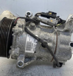 Compresseur clim RENAULT CLIO 5 Photo n°1