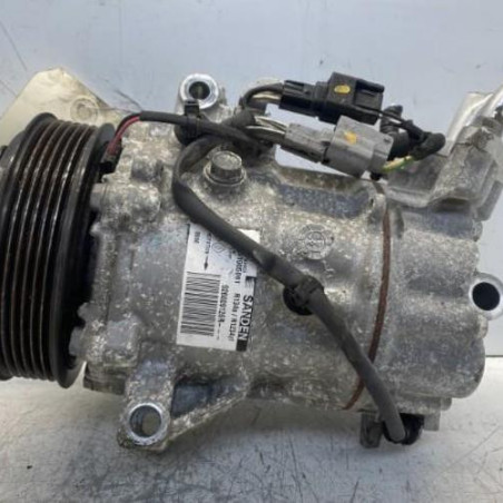 Compresseur clim RENAULT CLIO 5 Photo n°1