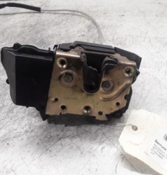 Serrure avant gauche PEUGEOT 307