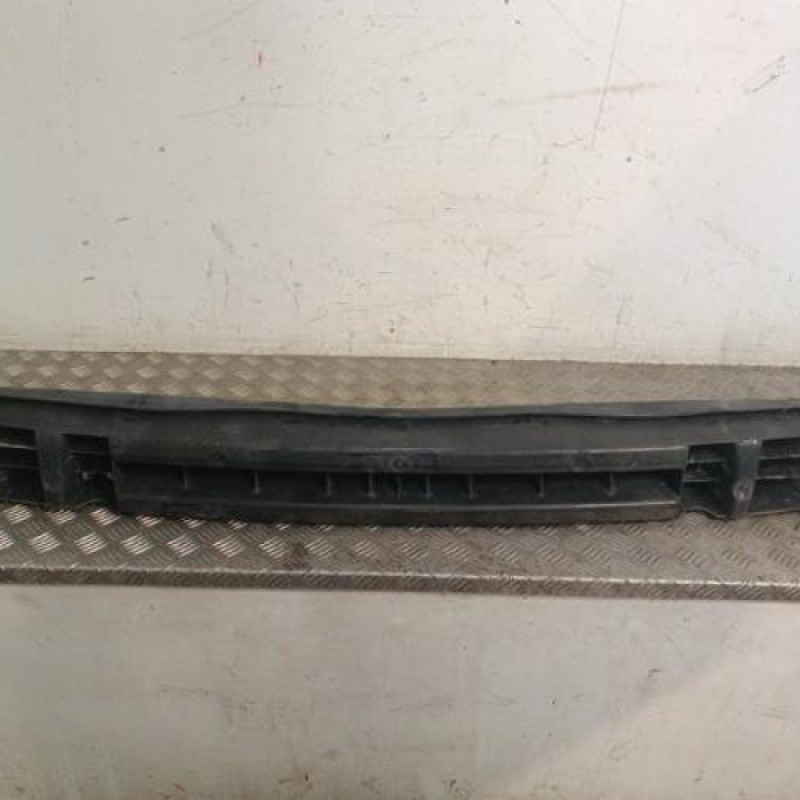 Renfort pare choc arriere (traverse) CHRYSLER VOYAGER 3