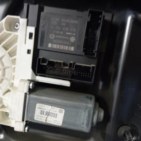 Leve vitre electrique avant droit VOLKSWAGEN PASSAT 5