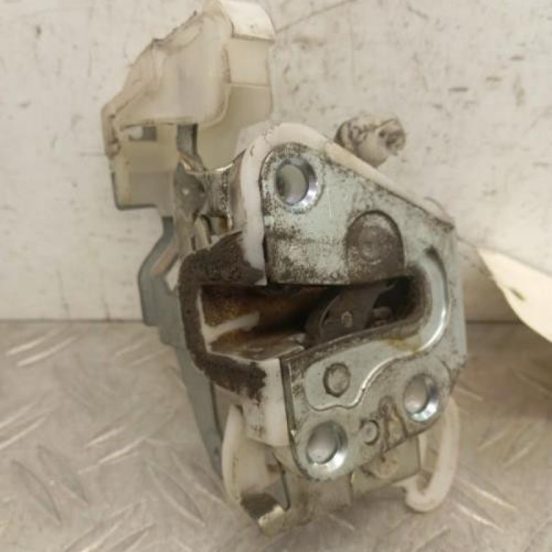 Serrure avant droit CITROEN C1 1 Serrure avant droit CITROEN C1 1