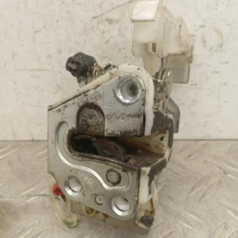 Serrure avant gauche CITROEN C1 1 Serrure avant gauche CITROEN C1 1