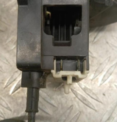 Serrure avant droit RENAULT CLIO 2 Photo n°3