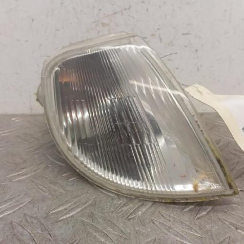 Optique avant secondaire droit (feux)(clignotant) CITROEN SAXO