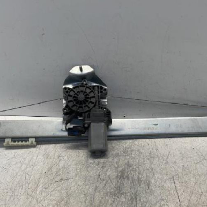 Leve vitre electrique avant droit RENAULT TRAFIC 3 COURT