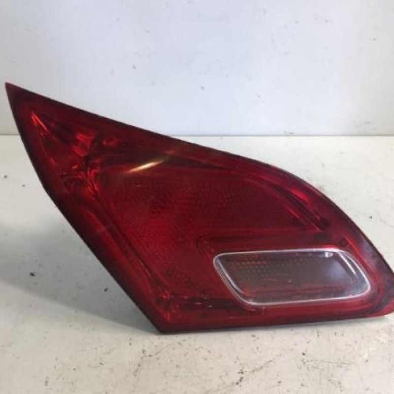 Feu arriere secondaire gauche (feux) OPEL ASTRA J Feu arriere secondaire gauche (feux) OPEL ASTRA J