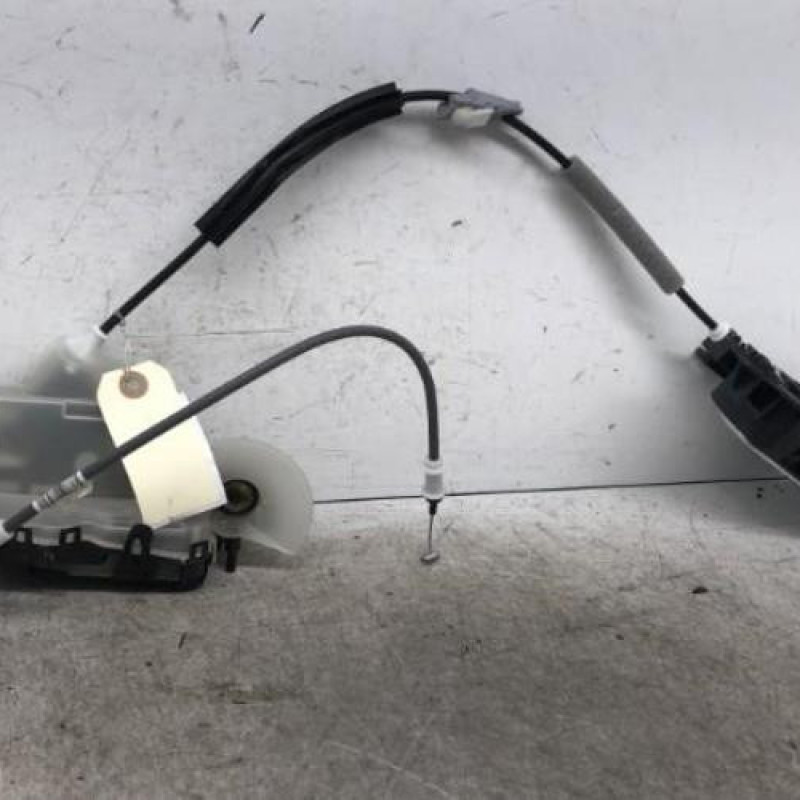 Serrure avant gauche CITROEN C5 AIRCROSS Serrure avant gauche CITROEN C5 AIRCROSS