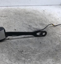 Attache ceinture avant droit PEUGEOT 407 Photo n°1