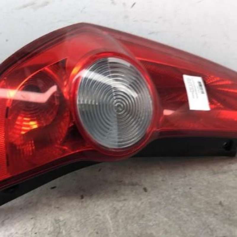 Feu arriere principal gauche (feux) OPEL AGILA B Feu arriere principal gauche (feux) OPEL AGILA B