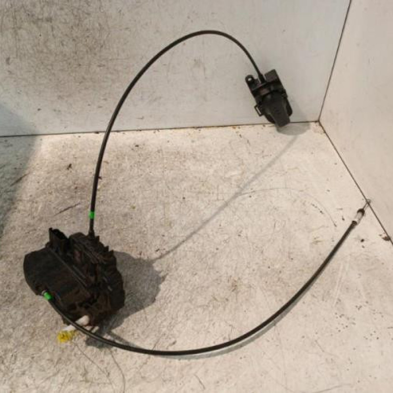 Serrure avant gauche NISSAN MICRA 3 Serrure avant gauche NISSAN MICRA 3