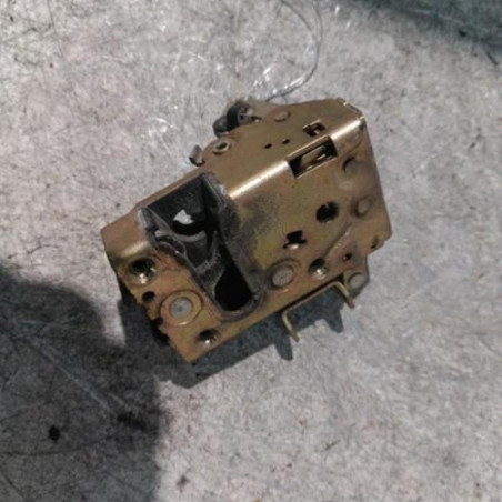 Serrure avant droit PEUGEOT 106