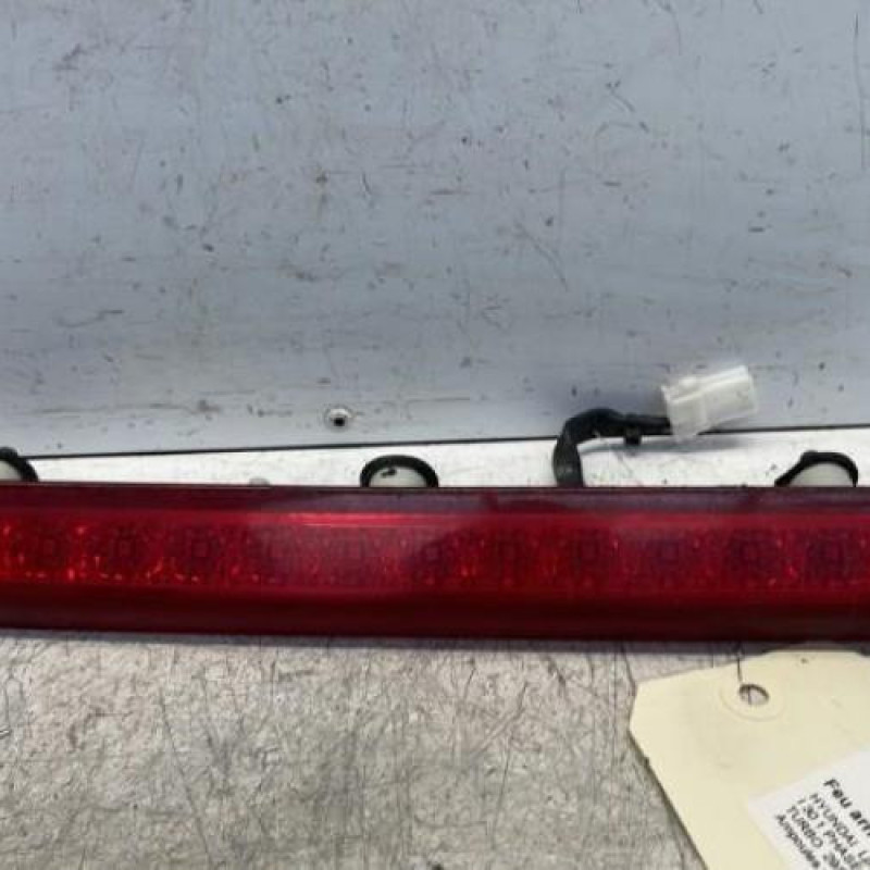 Feu arriere stop central HYUNDAI I 30 1 Feu arriere stop central HYUNDAI I 30 1