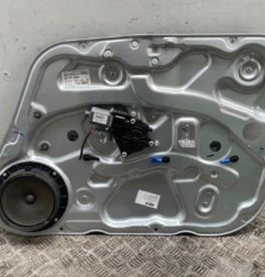 Leve vitre electrique avant droit HYUNDAI I 30 1 Photo n°1