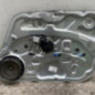 Leve vitre electrique avant droit HYUNDAI I 30 1