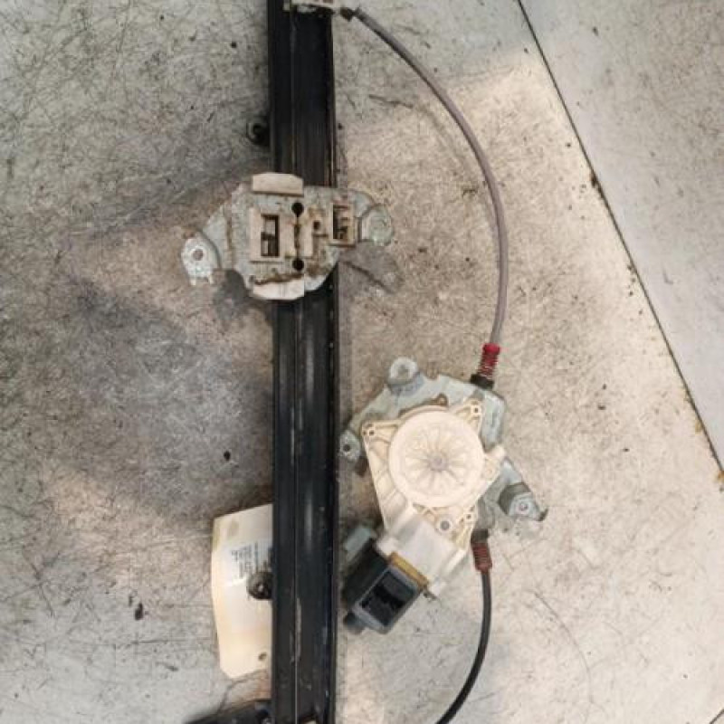Leve vitre electrique avant gauche NISSAN MICRA 3