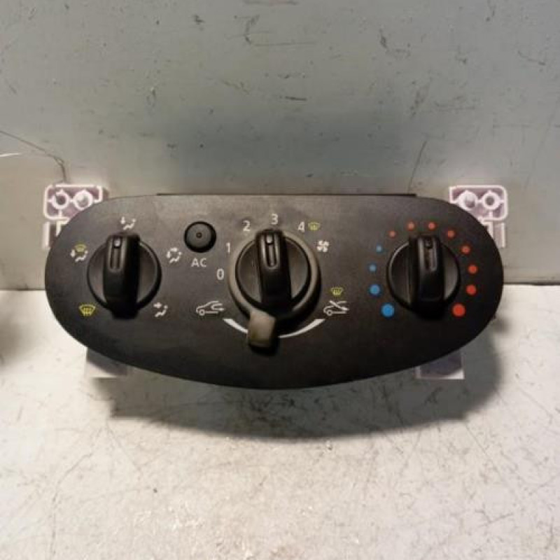 Commande chauffage DACIA SANDERO 1 Commande chauffage DACIA SANDERO 1