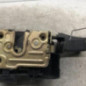 Serrure avant droit RENAULT CLIO 2