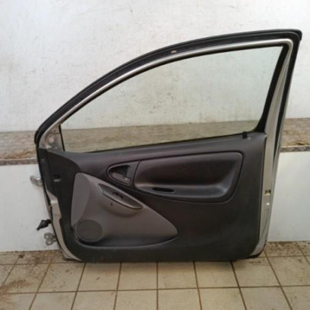 Porte avant droit TOYOTA YARIS 1