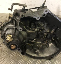 Boite de vitesses PEUGEOT 205 Photo n°1