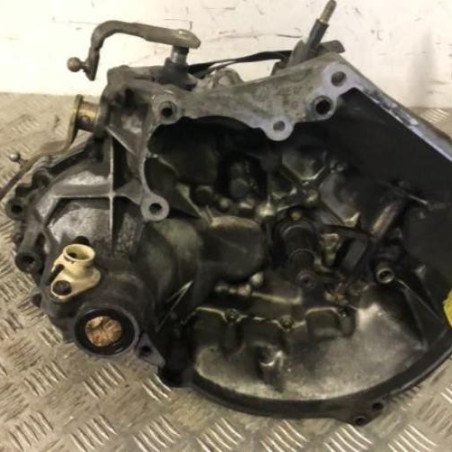 Boite de vitesses PEUGEOT 205 Photo n°1