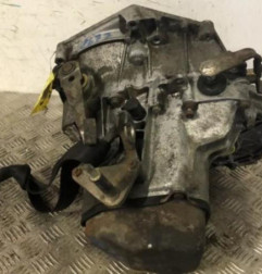 Boite de vitesses PEUGEOT 205 Photo n°3