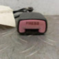 Attache ceinture avant gauche NISSAN NAVARA 1