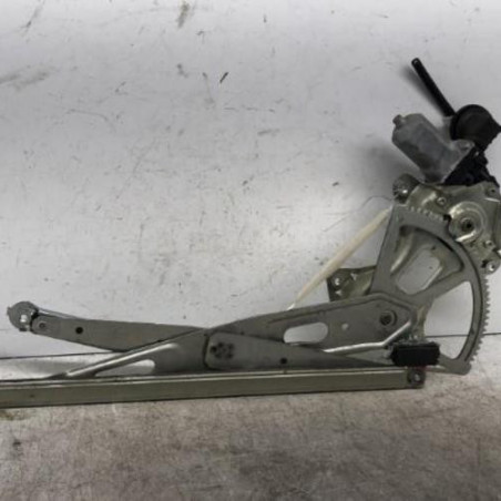 Leve vitre electrique arriere droit TOYOTA PRIUS 2