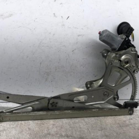 Leve vitre electrique avant droit TOYOTA PRIUS 2