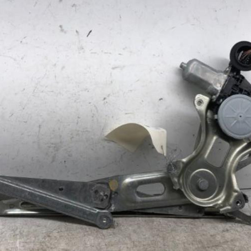 Leve vitre electrique avant gauche TOYOTA PRIUS 2