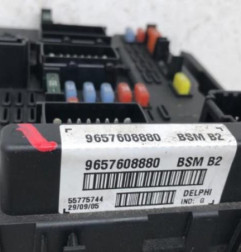 Boitier servitude moteur (BSM) PEUGEOT 206