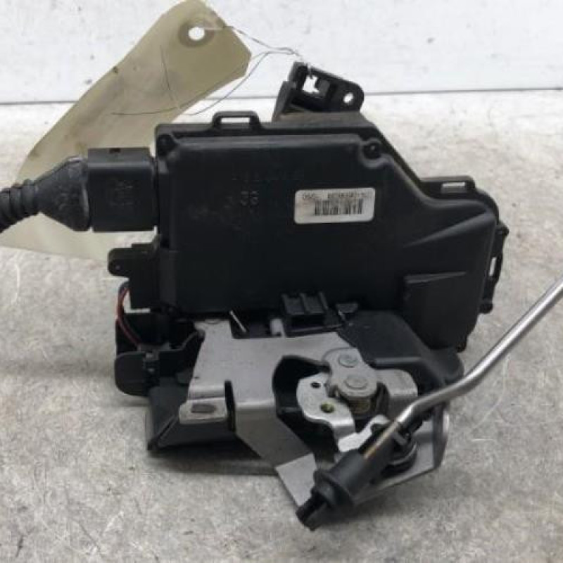 Serrure arriere gauche AUDI A4 2
