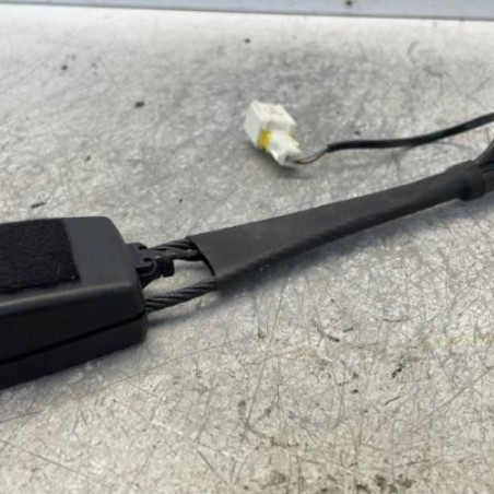 Attache ceinture avant droit PEUGEOT 3008 1