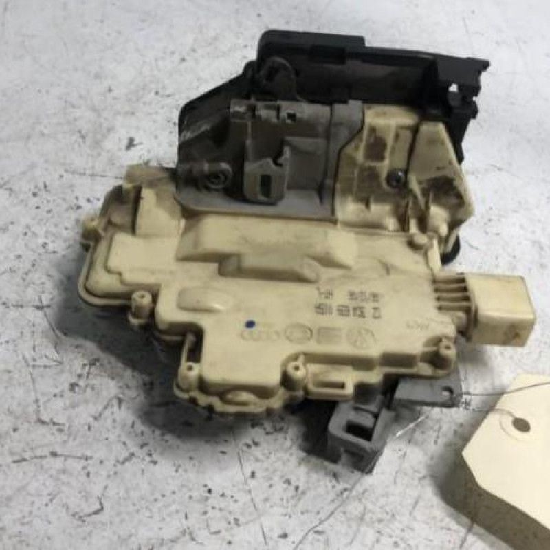 Serrure arriere gauche VOLKSWAGEN PASSAT 5 Serrure arriere gauche VOLKSWAGEN PASSAT 5