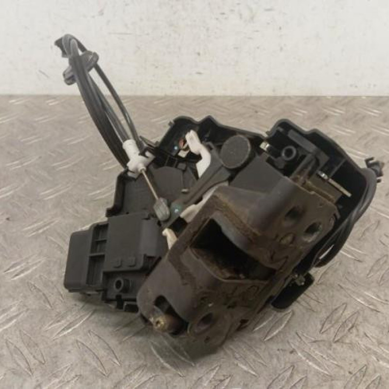 Serrure avant droit FORD C-MAX 1 Serrure avant droit FORD C-MAX 1