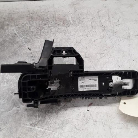 Serrure avant gauche MERCEDES CLASSE A 176