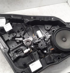 Leve vitre electrique arriere droit MERCEDES CLASSE A 176 Photo n°1