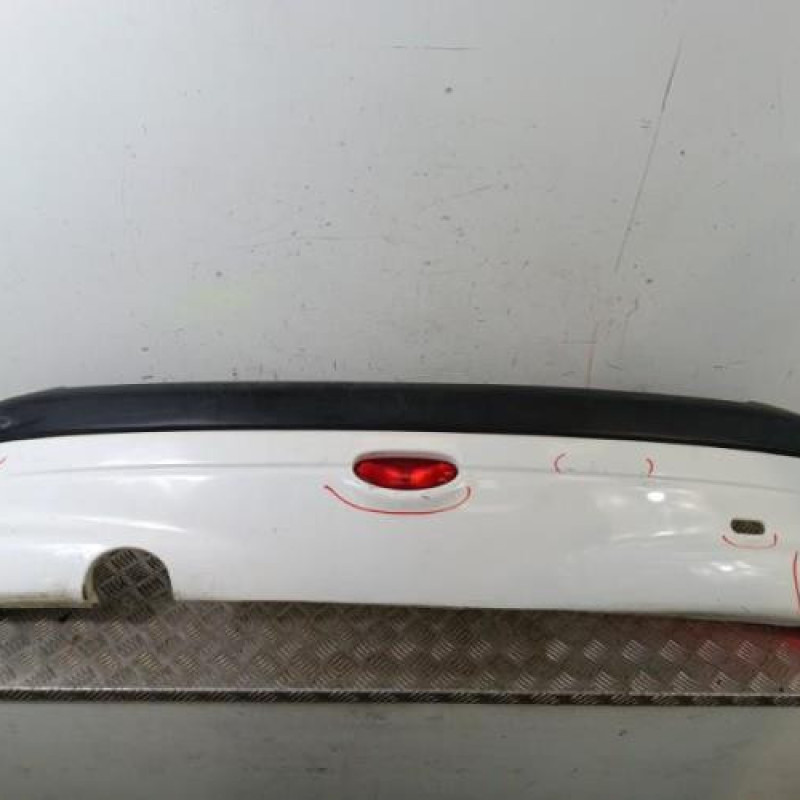 Pare choc arriere PEUGEOT 206