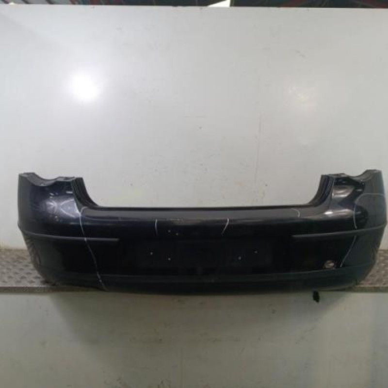 Pare choc arriere VOLKSWAGEN PASSAT 5